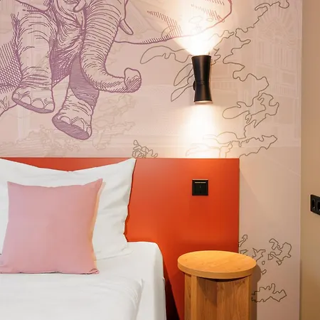 Mcdreams Hotel Wuppertal City Exterior photo