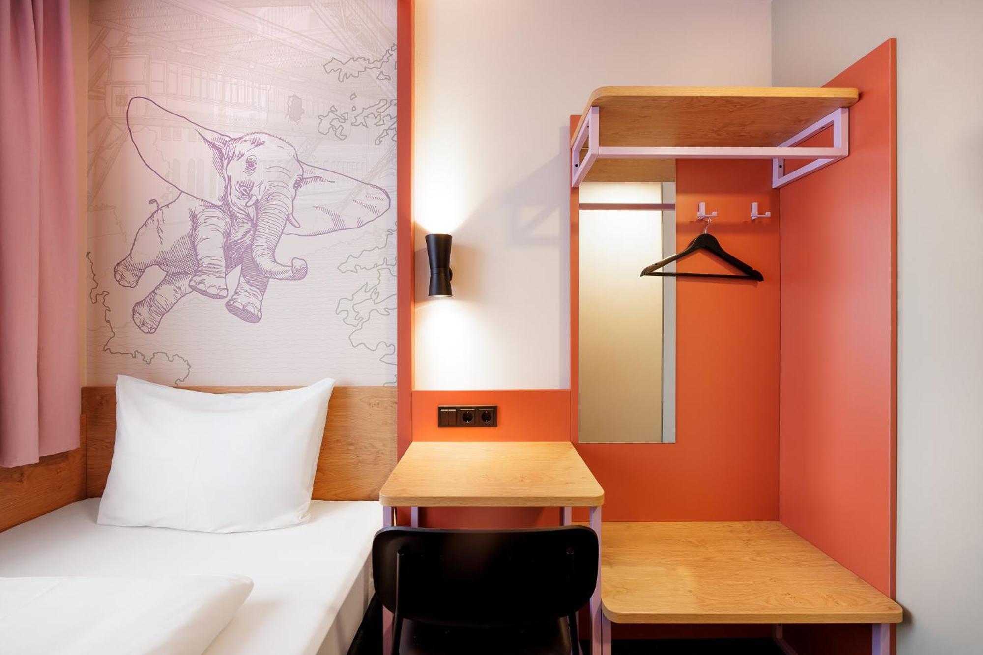 Mcdreams Hotel Wuppertal